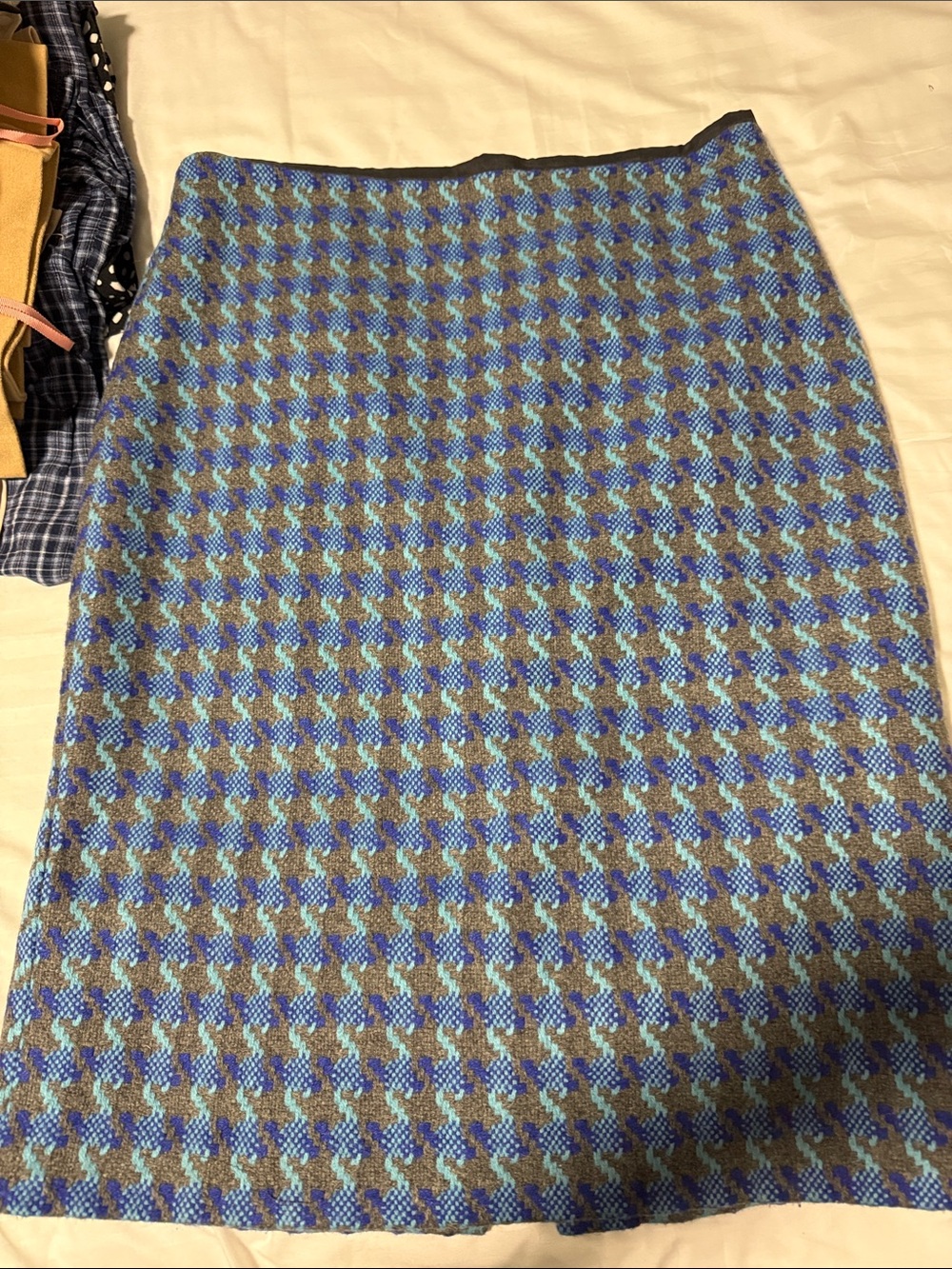Blue and grey B Houndstooth Knit Skirt